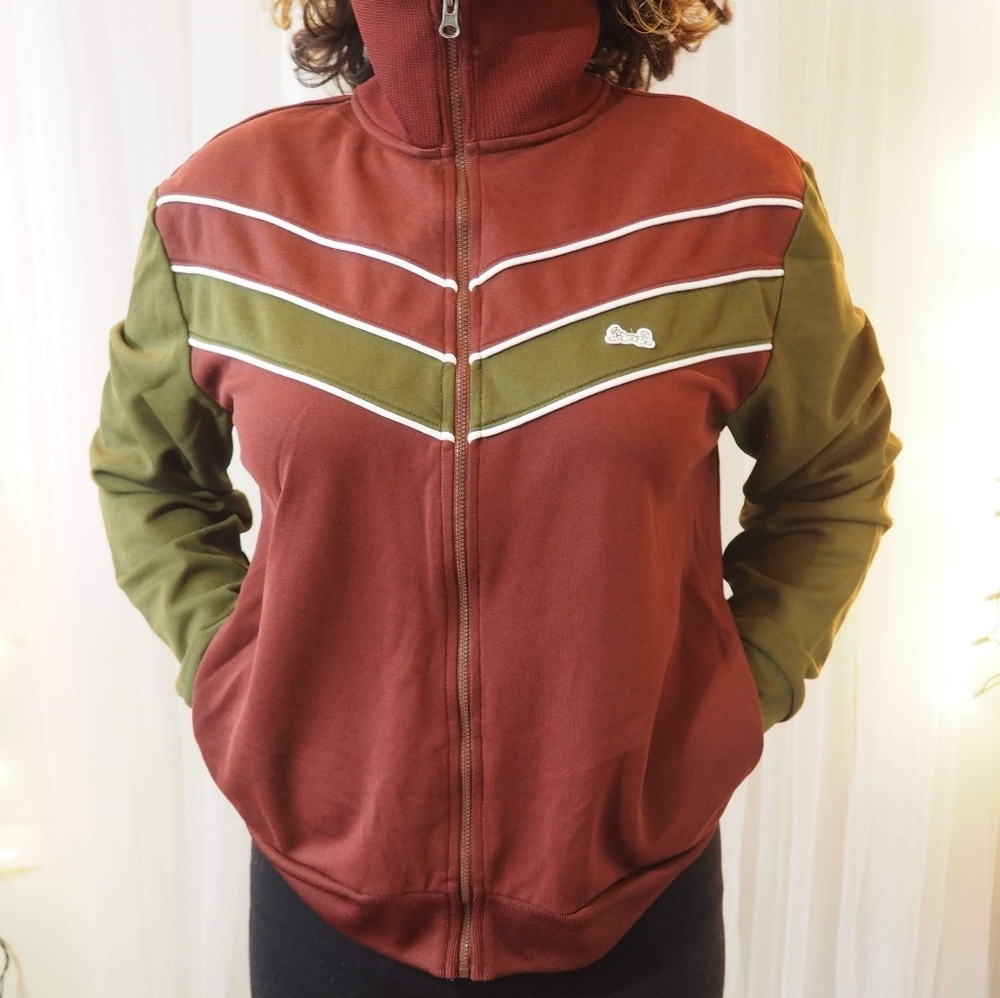 Color block zip up